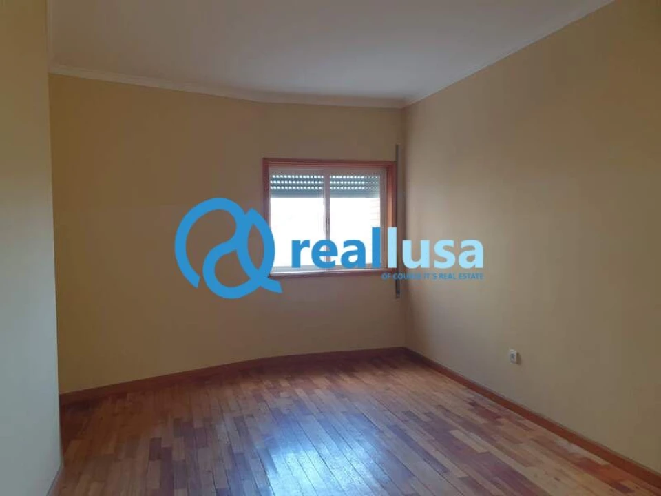 Apartamento T2 para Venda em Rio Tinto Foto 7