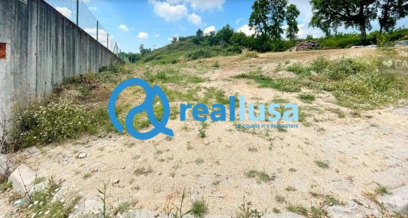 Terreno para Venda em Paredes Foto 1