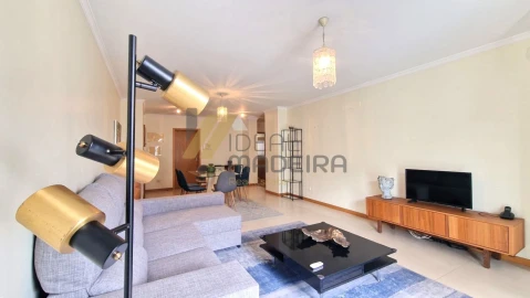 Apartamento T3 para Venda em Funchal (Se)