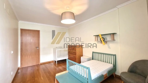 Apartamento T3 para Venda em Funchal (Se)