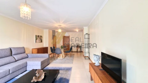 Apartamento T3 para Venda em Funchal (Se)
