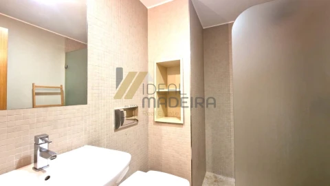Apartamento T3 para Venda em Funchal (Se)