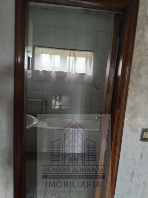 Moradia T3 para Venda em Baltar