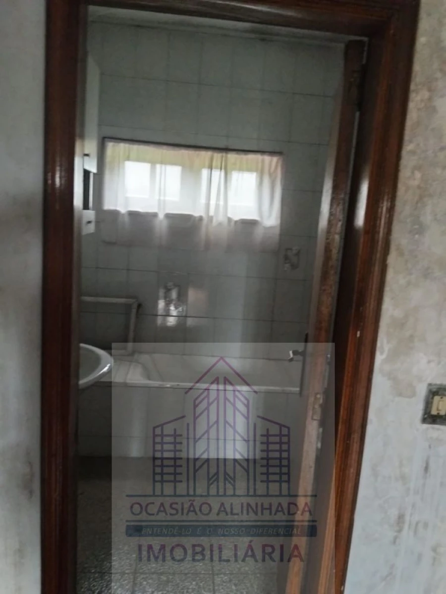 Moradia T3 para Venda em Baltar Foto 24