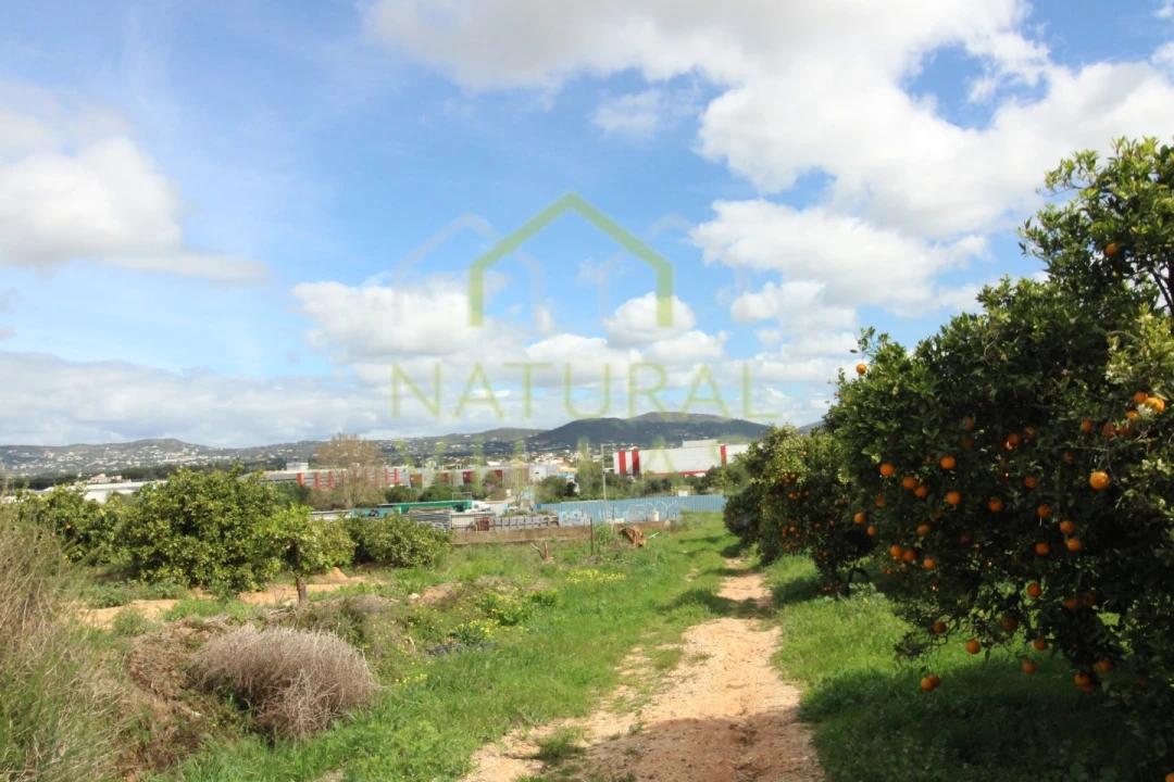 Quinta T2 para Venda em Faro (Sé e São Pedro) Foto 3