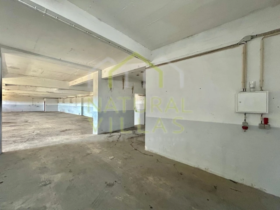 Armazém para Arrendamento em Conceição e Estoi Foto 2