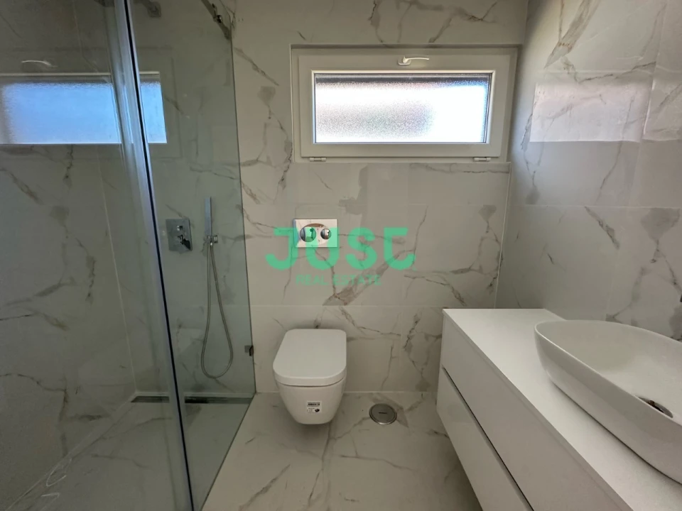 Moradia T3 para Venda em Quinta do Conde Foto 10