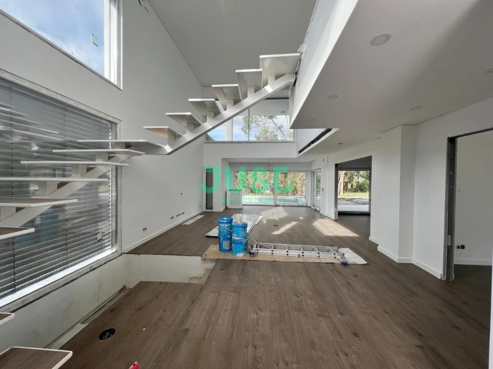 Moradia T3 para Venda em Charneca de Caparica e Sobreda Foto 5