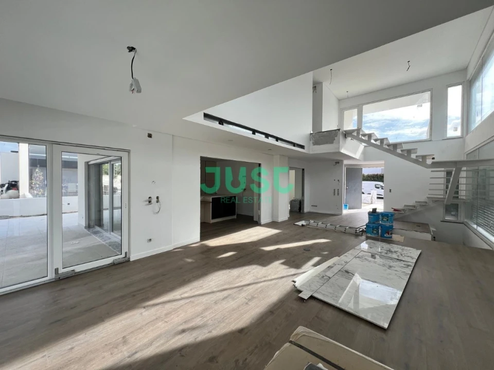 Moradia T3 para Venda em Charneca de Caparica e Sobreda Foto 6