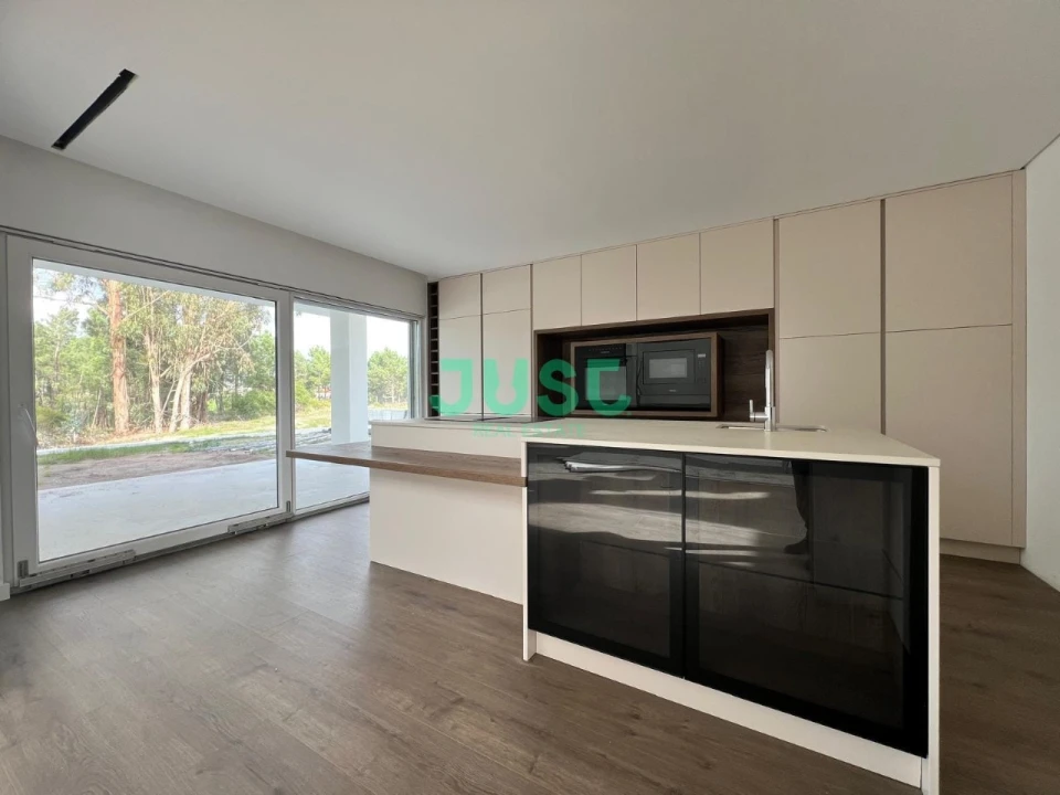 Moradia T3 para Venda em Charneca de Caparica e Sobreda Foto 7