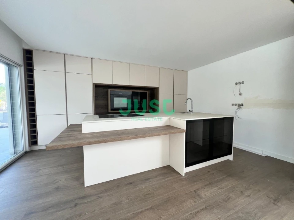 Moradia T3 para Venda em Charneca de Caparica e Sobreda Foto 8