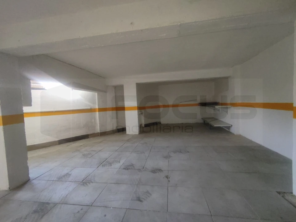 Armazém para Venda em Gafanha da Nazaré Foto 2