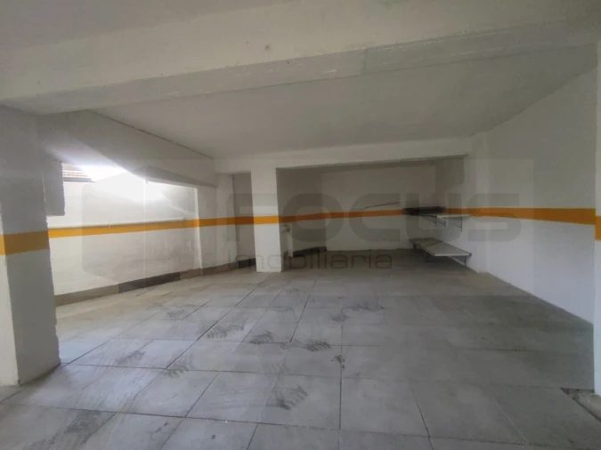 Armazém para Venda em Gafanha da Nazaré Foto 2