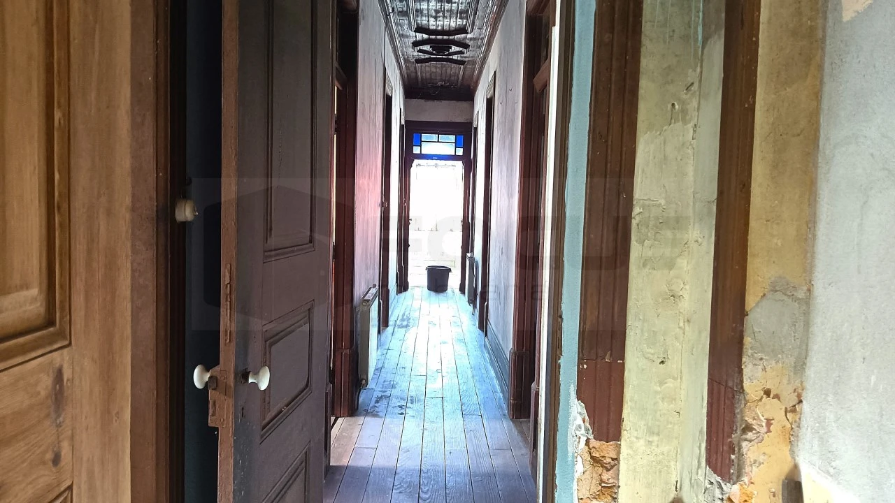 Moradia T4 para Venda em Aguada de Cima Foto 10