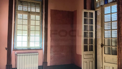 Moradia T4 para Venda em Aguada de Cima