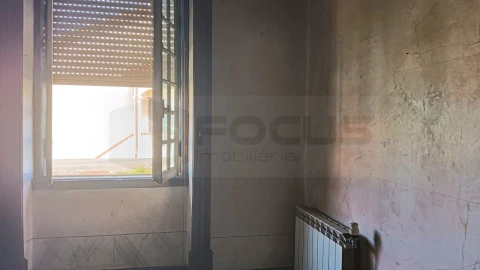 Moradia T4 para Venda em Aguada de Cima