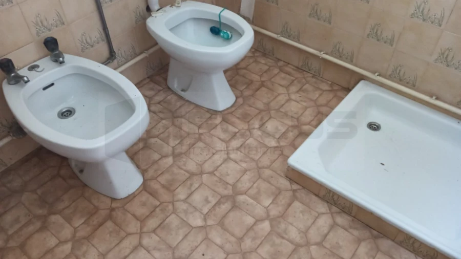 Moradia T4 para Venda em Aguada de Cima Foto 28