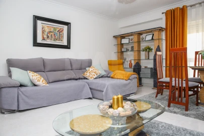 Apartamento T3 para Venda em Massamá e Monte Abraão