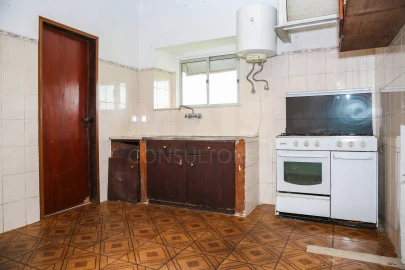 Moradia T2 para Venda em Olhalvo