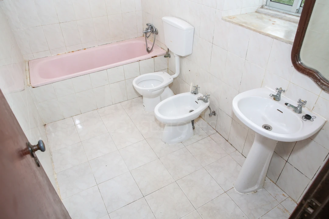 Moradia T2 para Venda em Olhalvo Foto 7