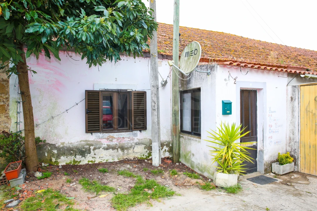Moradia T2 para Venda em Olhalvo Foto 2