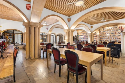 Prédio para Venda em Santa Maria, São Pedro e Sobral da Lagoa