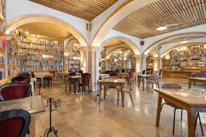 Prédio para Venda em Santa Maria, São Pedro e Sobral da Lagoa