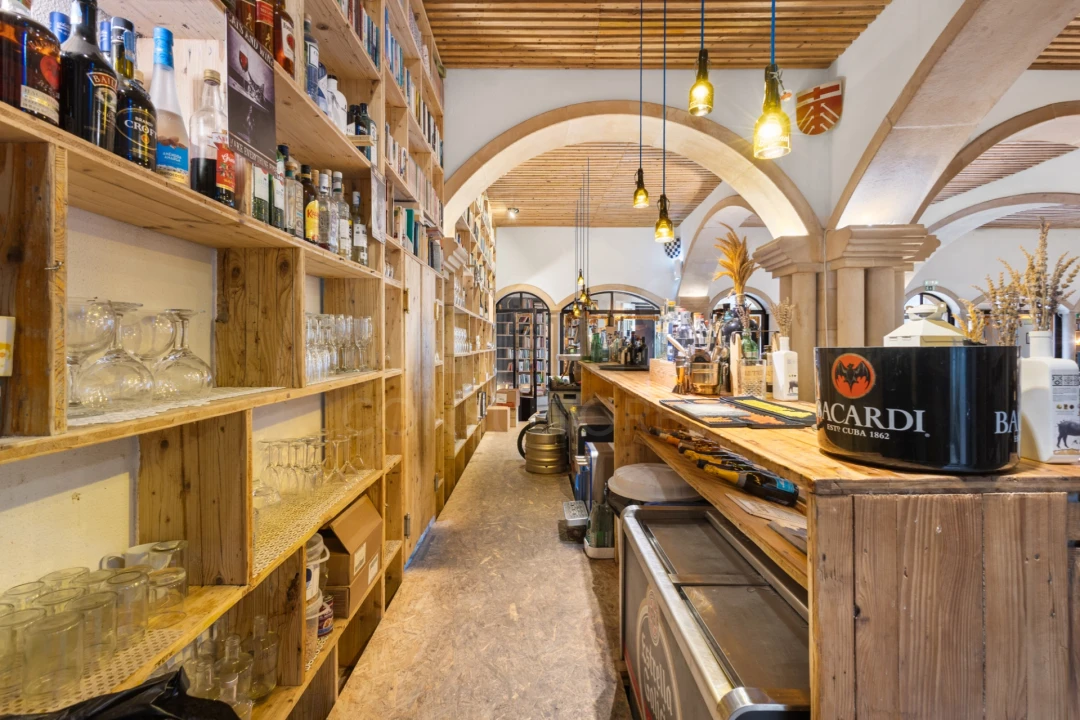 Prédio para Venda em Santa Maria, São Pedro e Sobral da Lagoa Foto 4