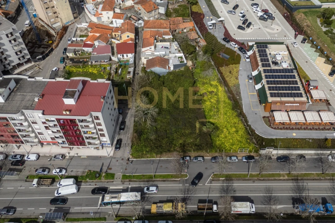 Terreno para Venda em Mafamude e Vilar do Paraíso Foto 12