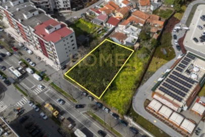 Terreno para Venda em Mafamude e Vilar do Paraíso