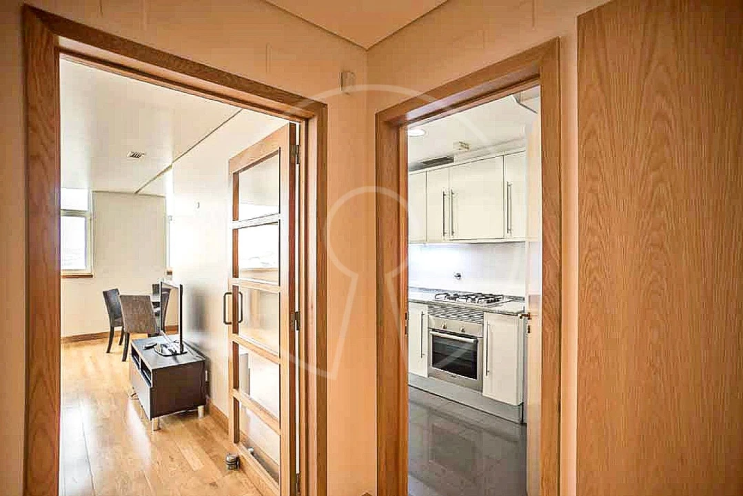 Apartamento T2 para Venda em Parque das Nações Foto 7