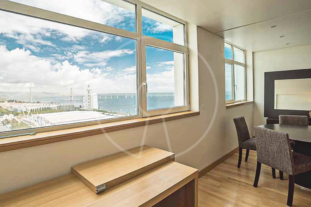 Apartamento T2 para Venda em Parque das Nações Foto 2