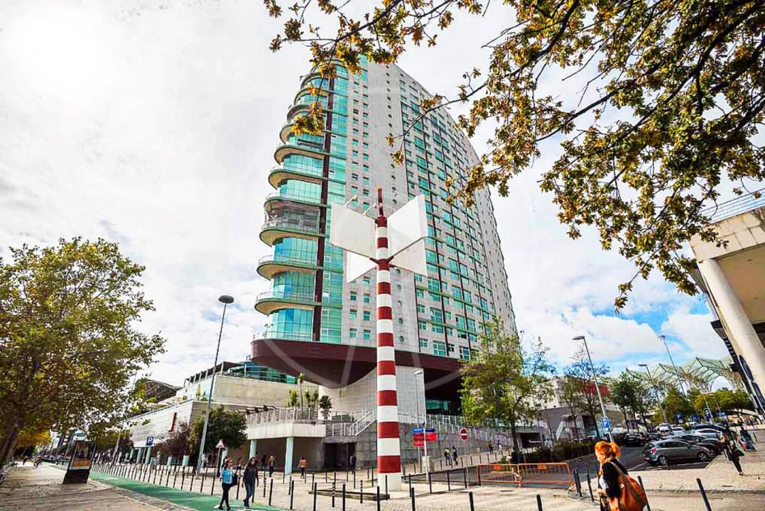 Apartamento T2 para Venda em Parque das Nações Foto 17