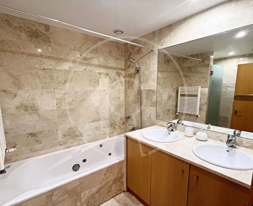 Apartamento T2 para Venda em Parque das Nações Foto 16