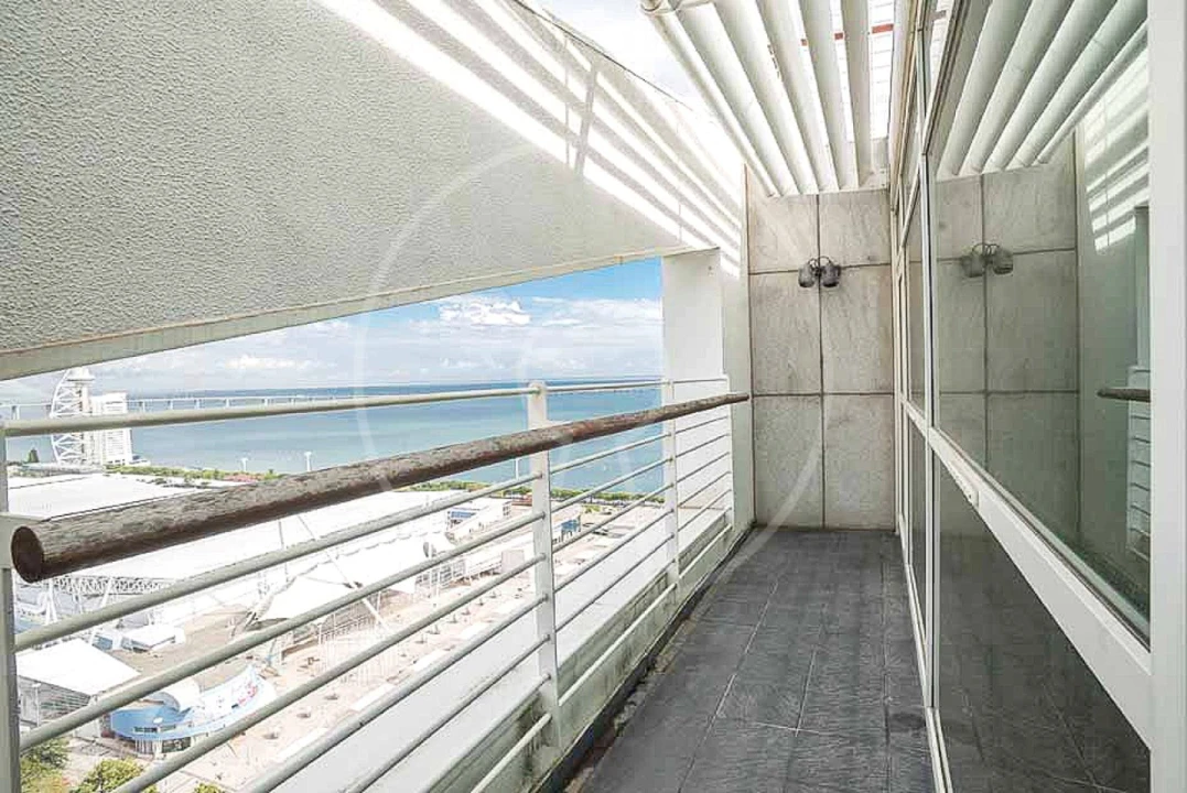 Apartamento T2 para Venda em Parque das Nações Foto 11