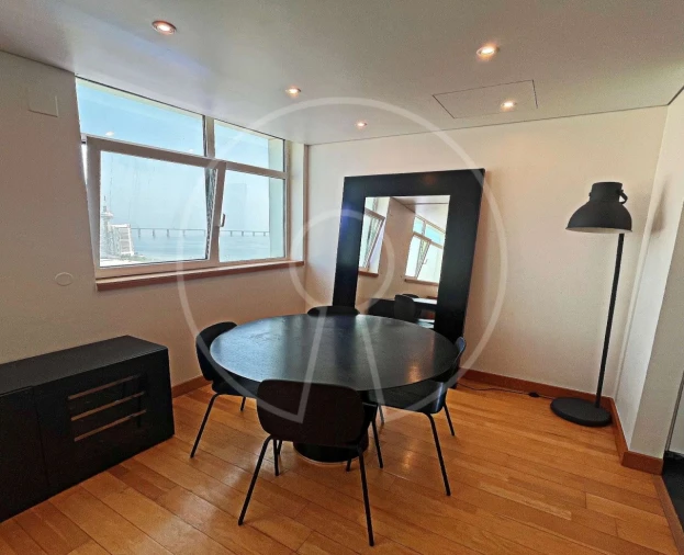 Apartamento T2 para Venda em Parque das Nações Foto 5