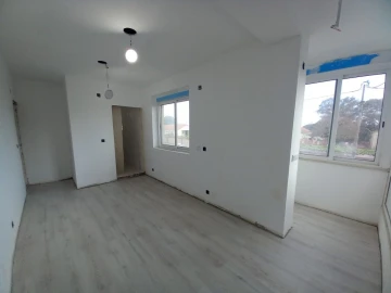 Apartamento T4 para Venda em Laranjeiro e Feijó