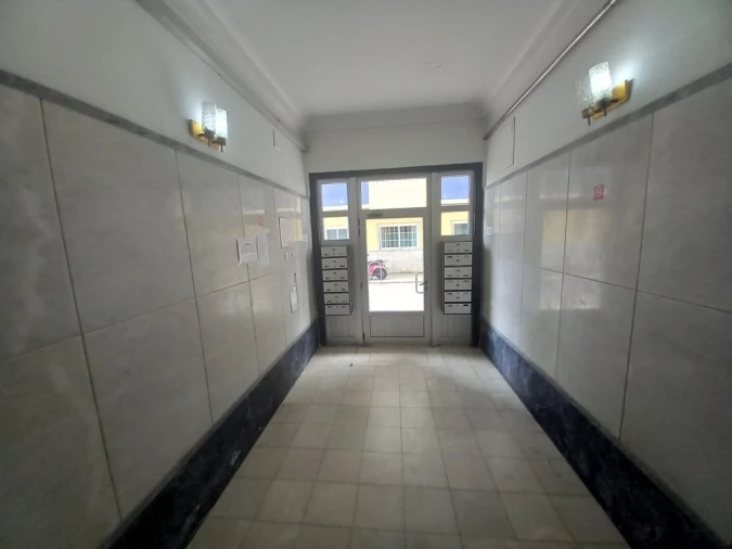 Apartamento T4 para Venda em Laranjeiro e Feijó Foto 41