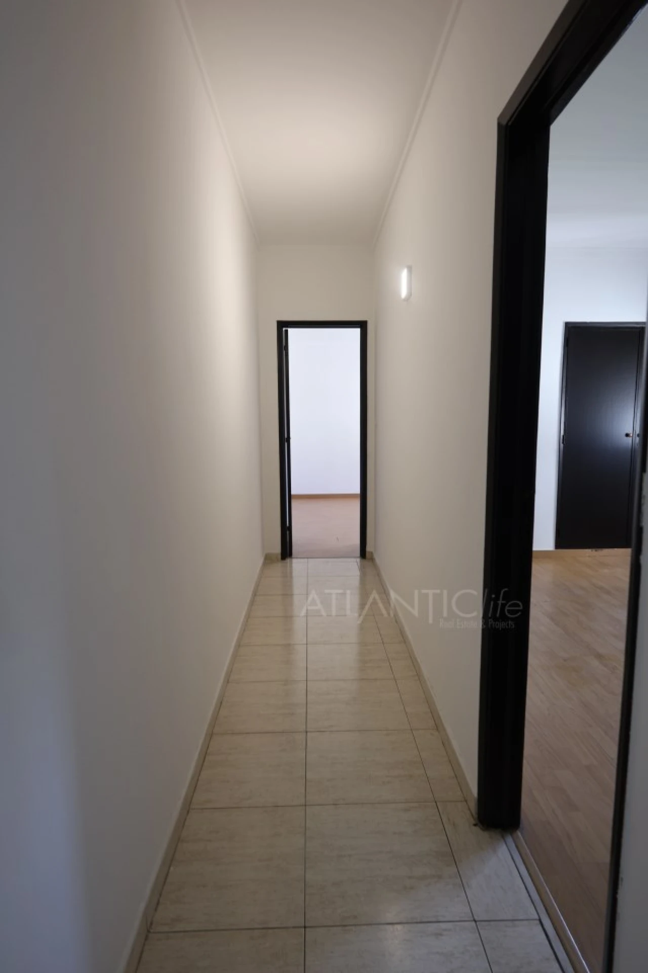 Apartamento T2 para Venda em Rio de Mouro Foto 4