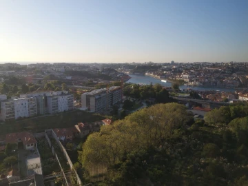 Apartamento T3 para Arrendamento em Santa Marinha e São Pedro da Afurada