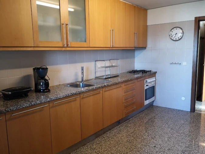 Apartamento T3 para Arrendamento em Santa Marinha e São Pedro da Afurada Foto 6