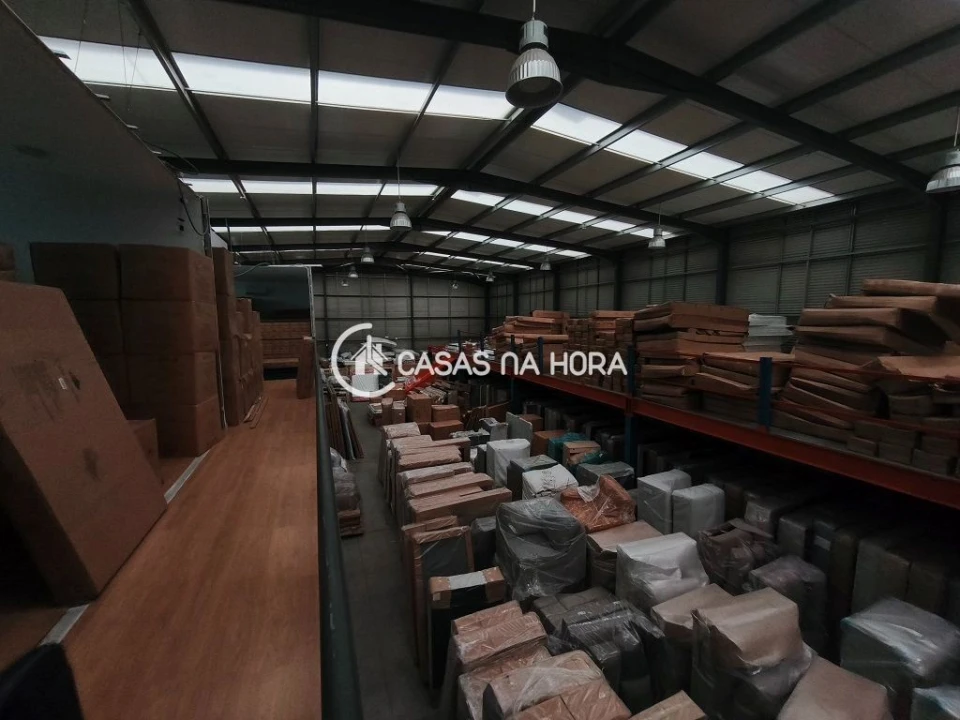 Armazém para Arrendamento em Rio de Mouro Foto 5