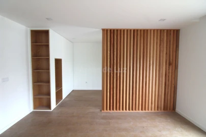 Moradia T4 para Venda em Marrazes e Barosa