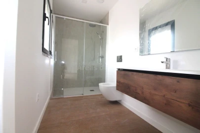 Moradia T4 para Venda em Marrazes e Barosa