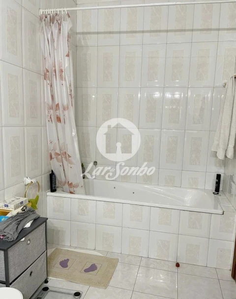 Moradia T4 para Venda em Arcozelo