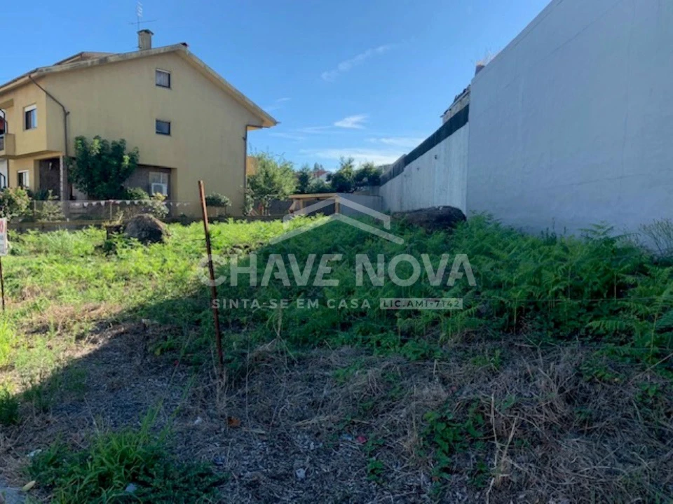 Terreno para Venda em Pedroso e Seixezelo Foto 1