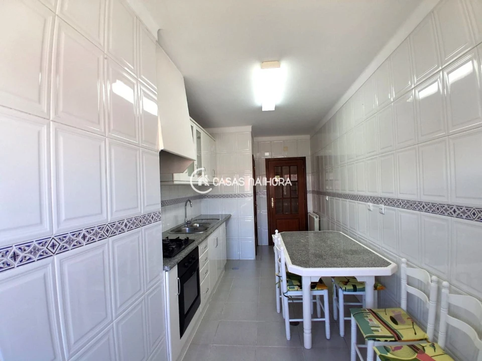 Apartamento T3 para Venda em Viseu Foto 3