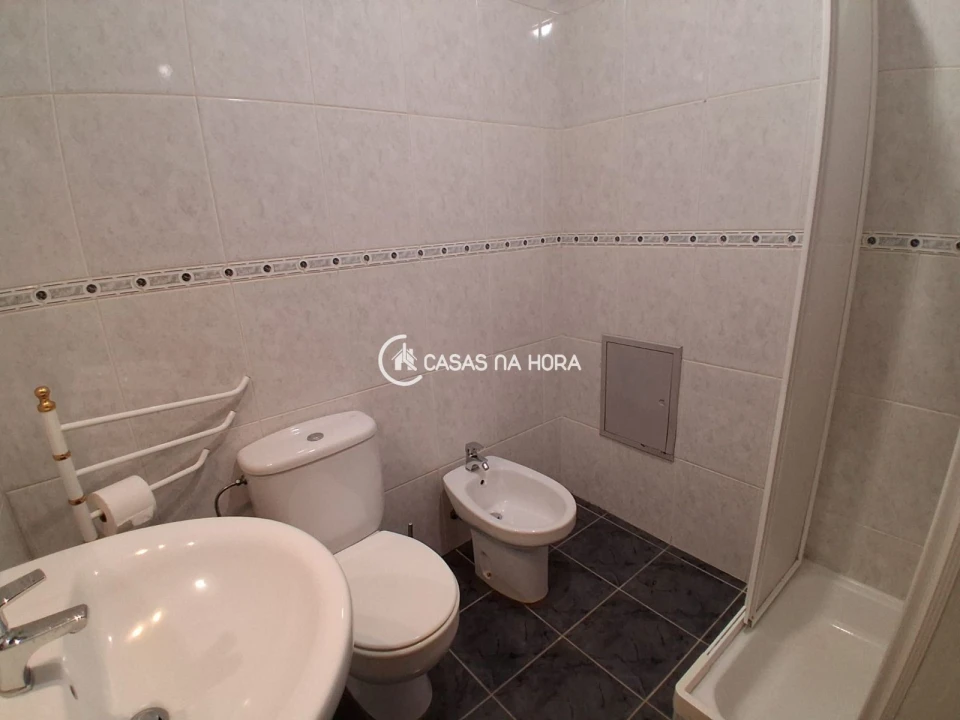 Apartamento T3 para Venda em Viseu Foto 14