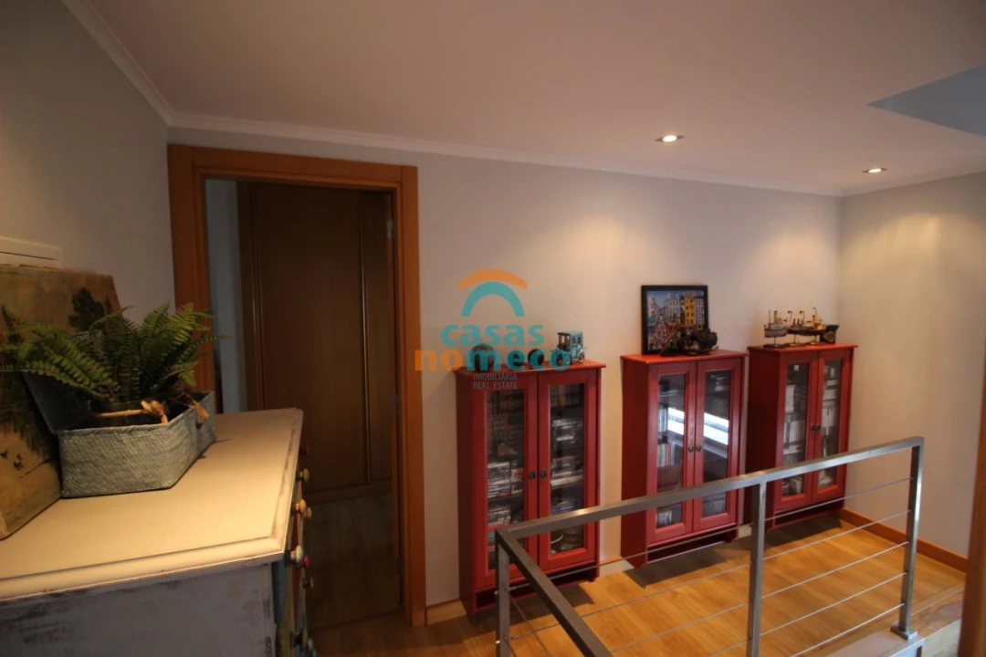 Moradia T3 para Venda em Sesimbra (Castelo) Foto 17