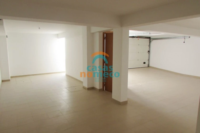 Moradia T3 para Venda em Sesimbra (Castelo) Foto 26